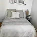 Paris Appartement, Pres De La Tour Eiffel